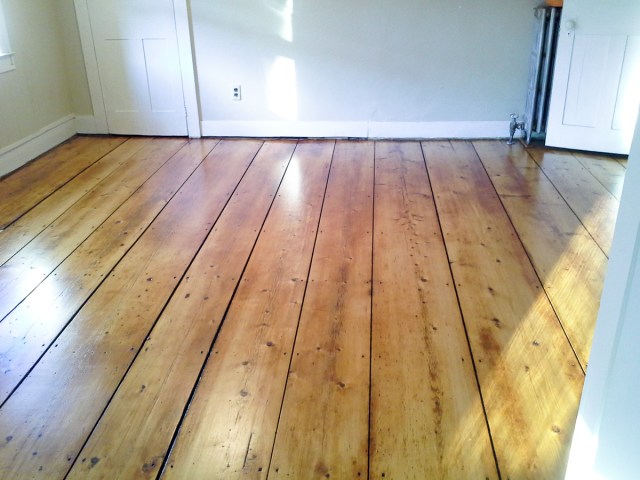 finished with 3 coats of poly!